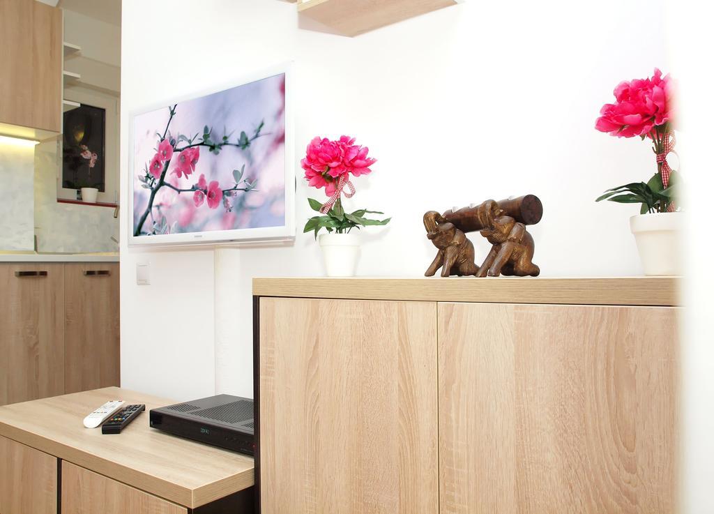 Fancy 1Bd Family Friendly In Historical Centre Bucareste Exterior foto